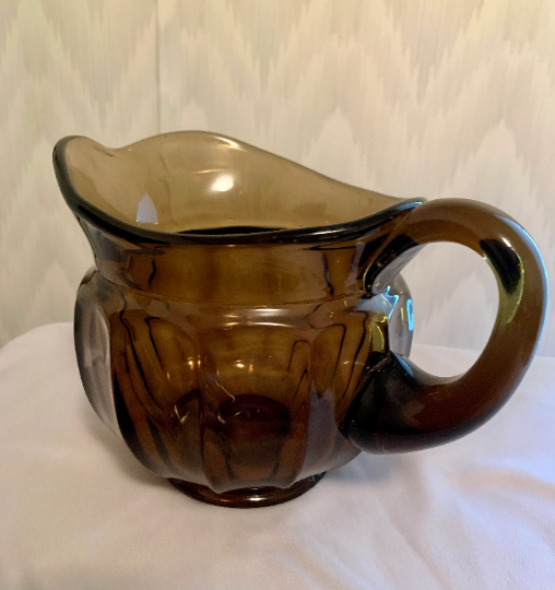 Imperial Glass OLD WILLIAMSBURG 32oz Brown Pitcher
